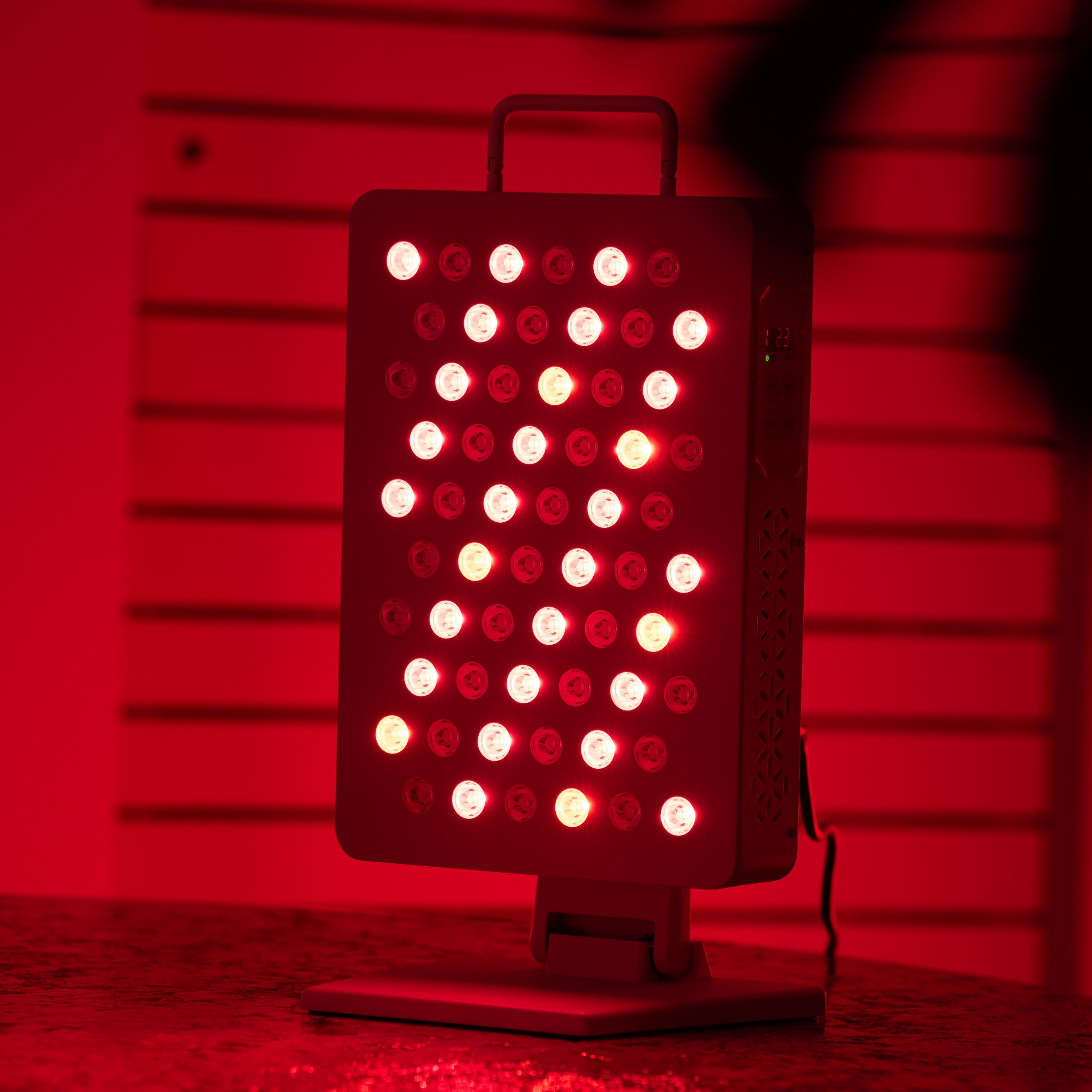 PANEL 1 : SMALL Small Panel X300